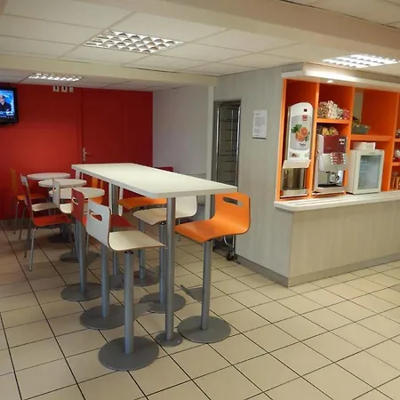Premiere Classe Hotel 3*