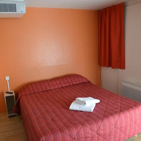 Premiere Classe Hotel 2*