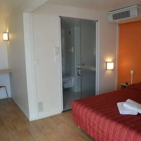 Premiere Classe Hotel 3*
