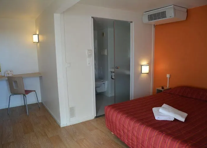 Premiere Classe Hotel 2*